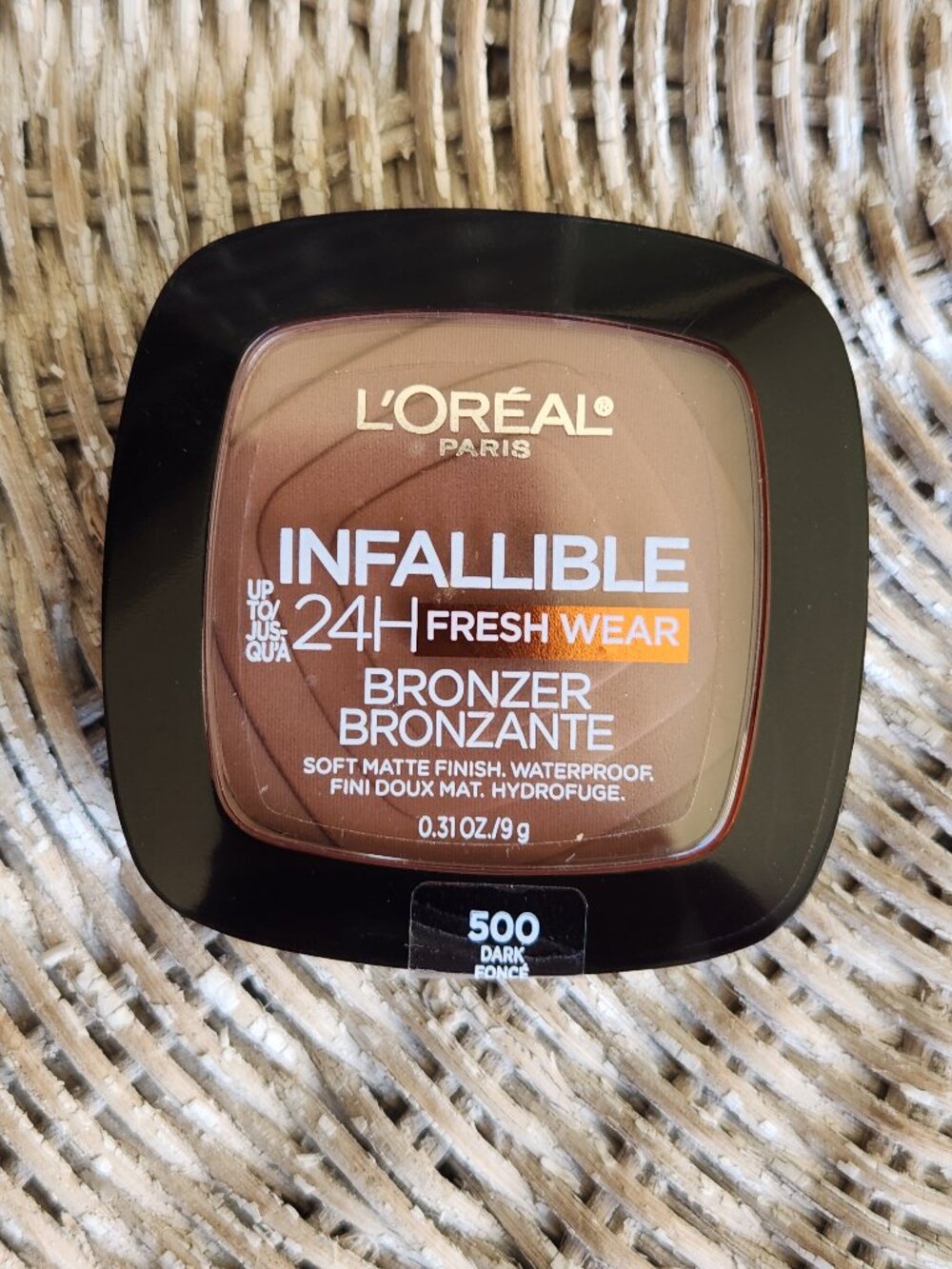 NWT L'Oreal Infallible 24 hour Fresh Wear Bronzer 500 Dark